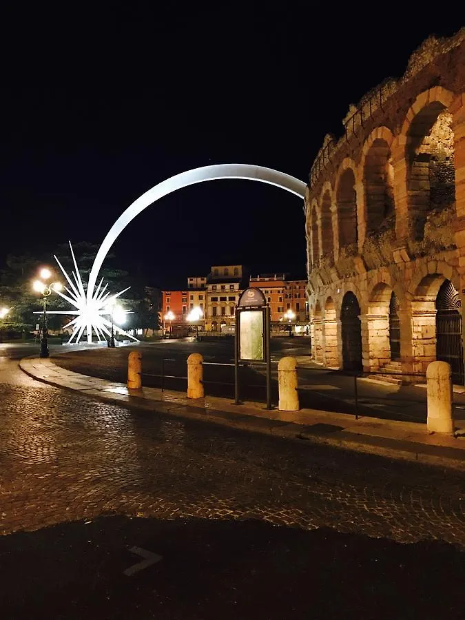 Simoni 10 Hotel Verona Italy